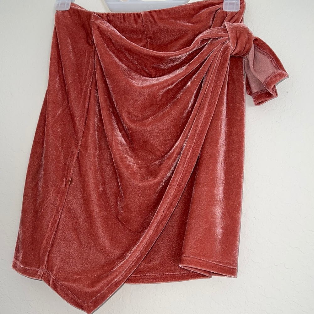 Velvet skirt